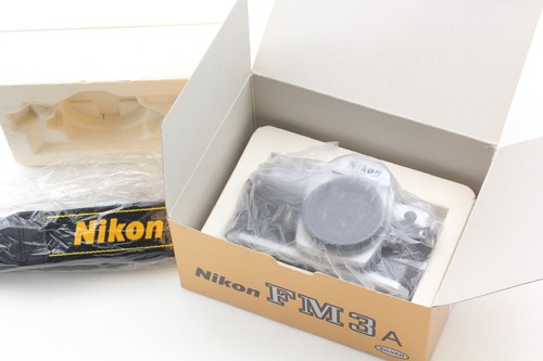 Almost unused box nikon - in, box]